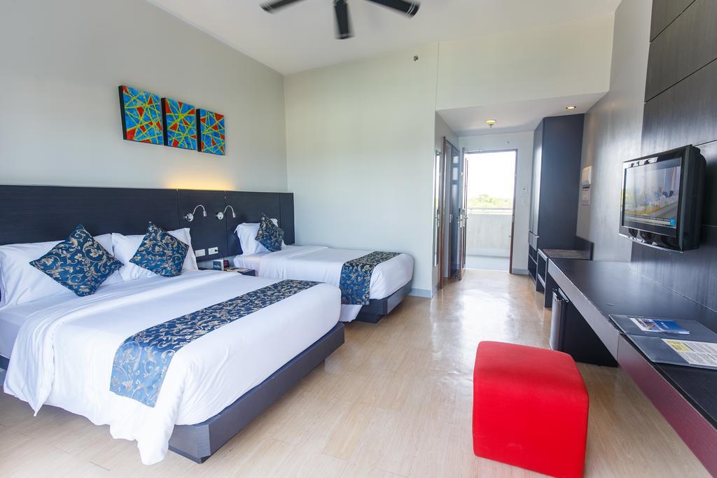 โซเลีย ซีวิว รีสอร์ต Hotel มักตัน ภายนอก รูปภาพ