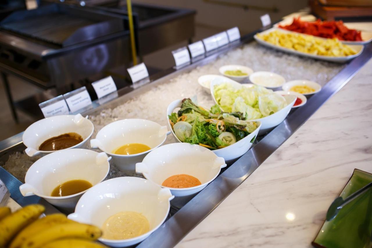 โซเลีย ซีวิว รีสอร์ต Hotel มักตัน ภายนอก รูปภาพ
